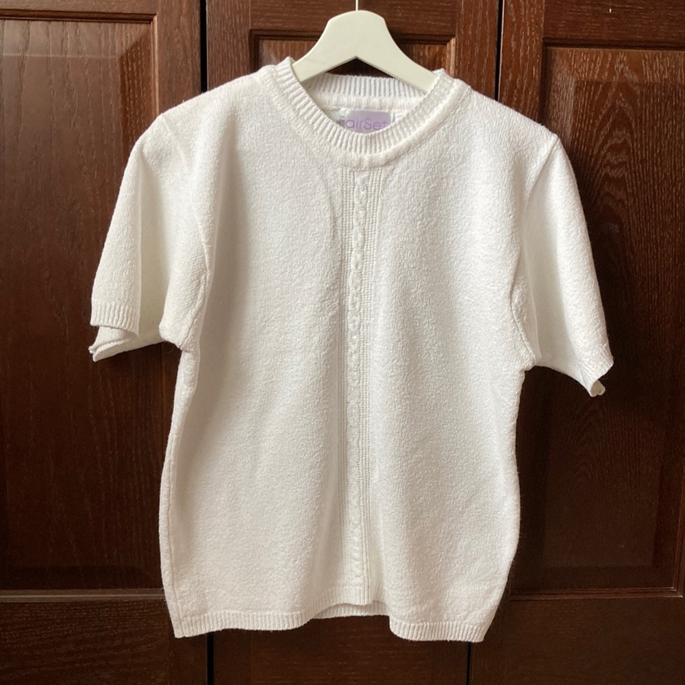 Vintage Short Sleeve Knit Sweater size M